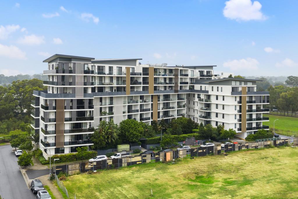 213/2 Calabria Lane, Prairiewood, NSW 2176