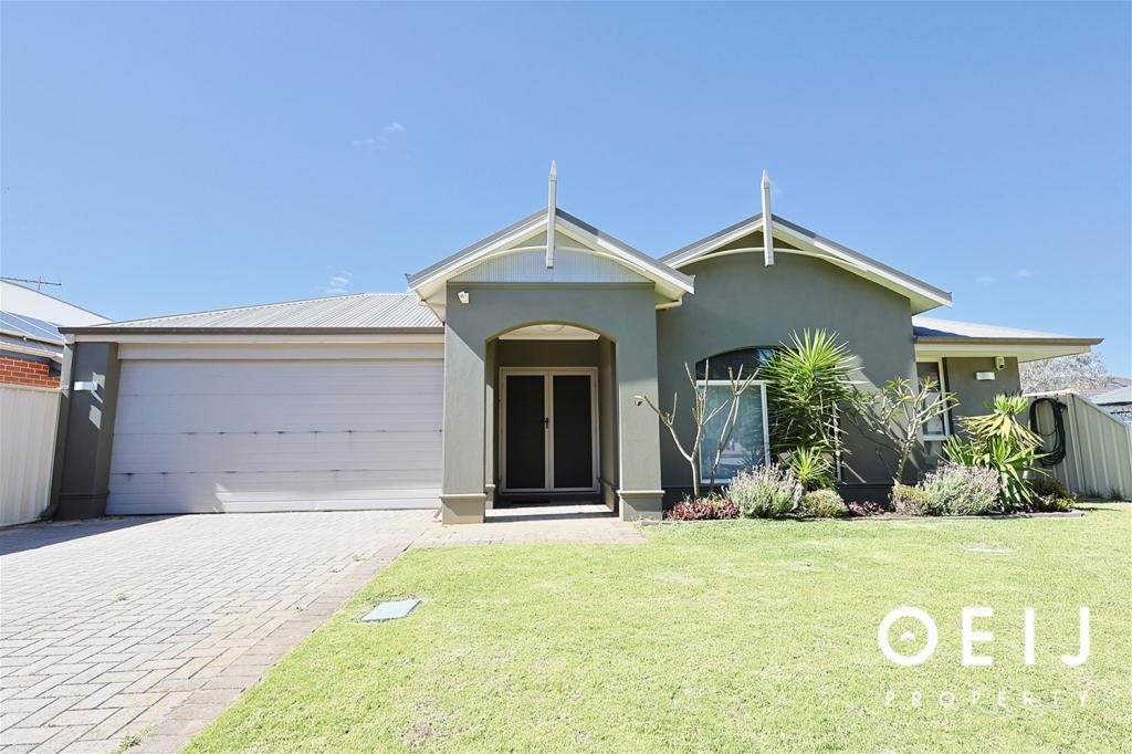 15 Mala Way, Success, WA 6164