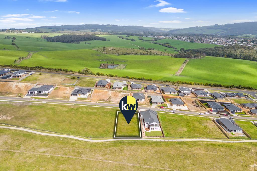 35 Gleneagles Dr, Newborough, VIC 3825