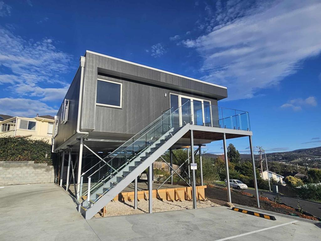 2/2 Panoramic Dr, Kingston, TAS 7050