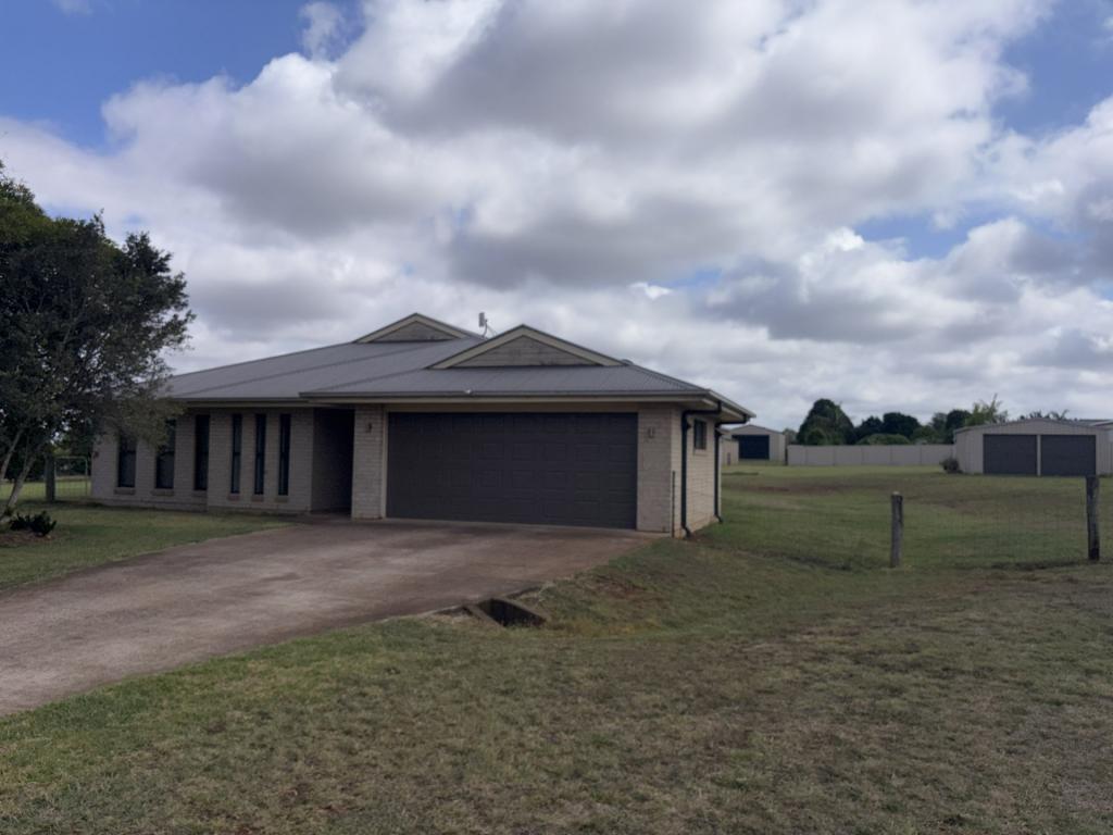 5-7 Rosella Pde, Kingaroy, QLD 4610