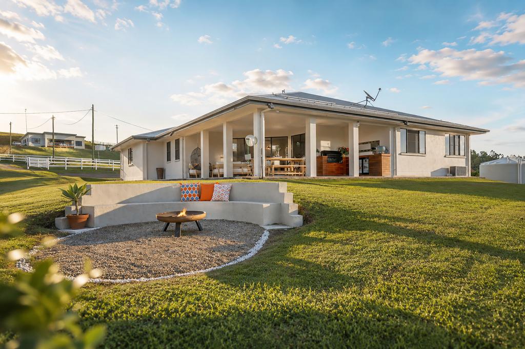 13 Jamae Ct, Alligator Creek, QLD 4740
