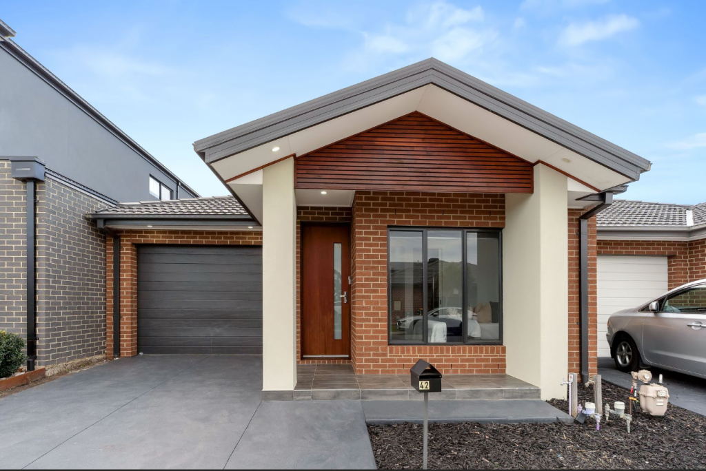 42 Rialto Cct, Craigieburn, VIC 3064