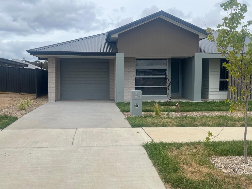 32a Matchless Ave, Goulburn, NSW 2580