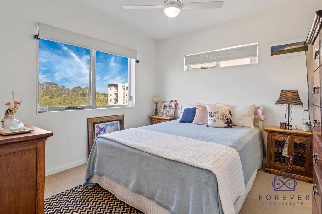 5208/31 Bourton Rd, Merrimac, QLD 4226