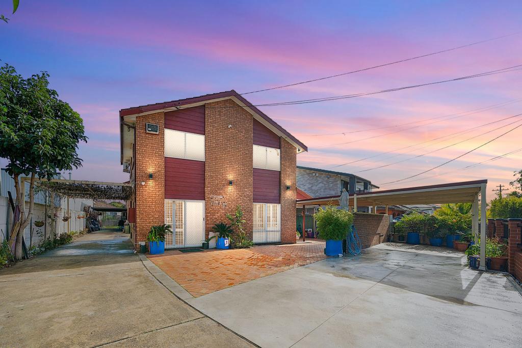 1/1 ORCHARD RD, BASS HILL, NSW 2197