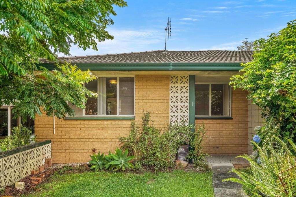 1/16 Pemell St, Wyoming, NSW 2250