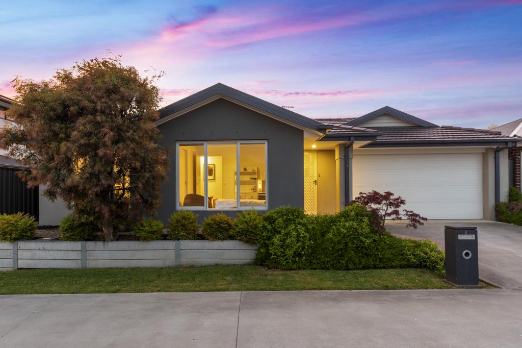 4 Addison Cl, Officer, VIC 3809