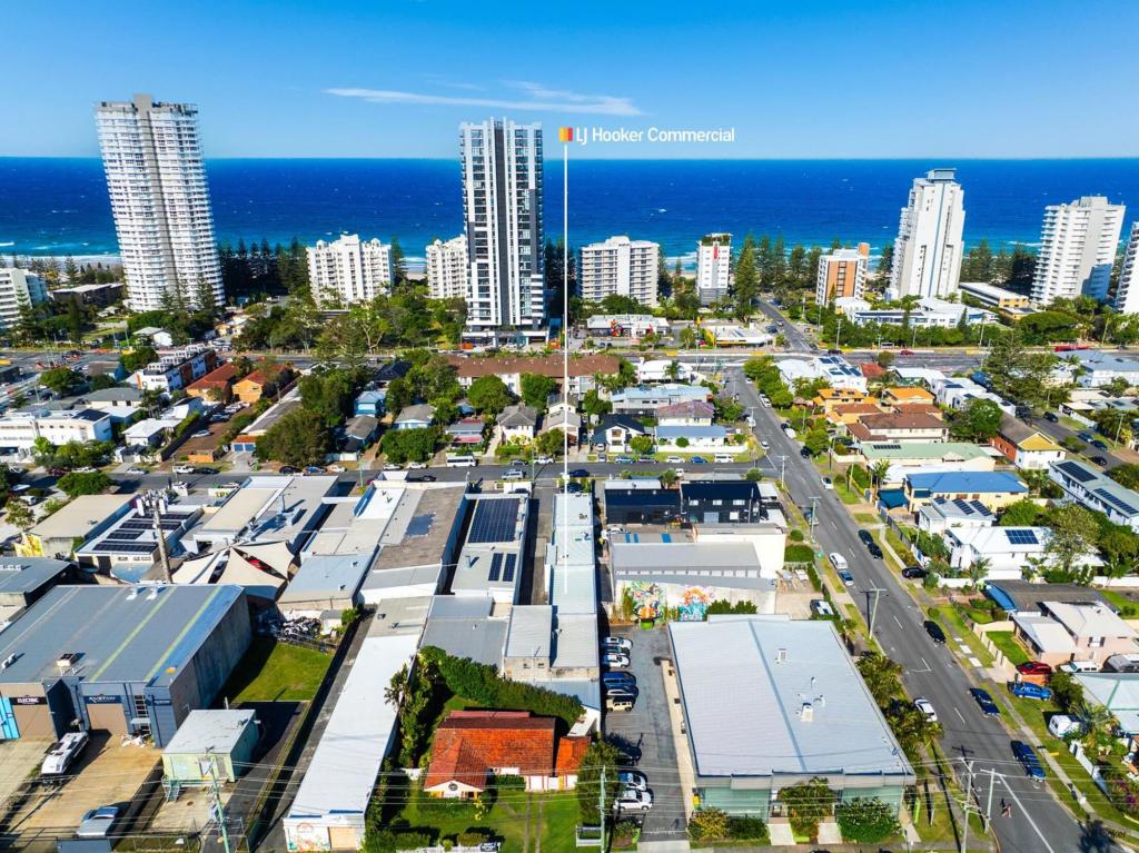 4 HIBISCUS HVN, BURLEIGH HEADS, QLD 4220