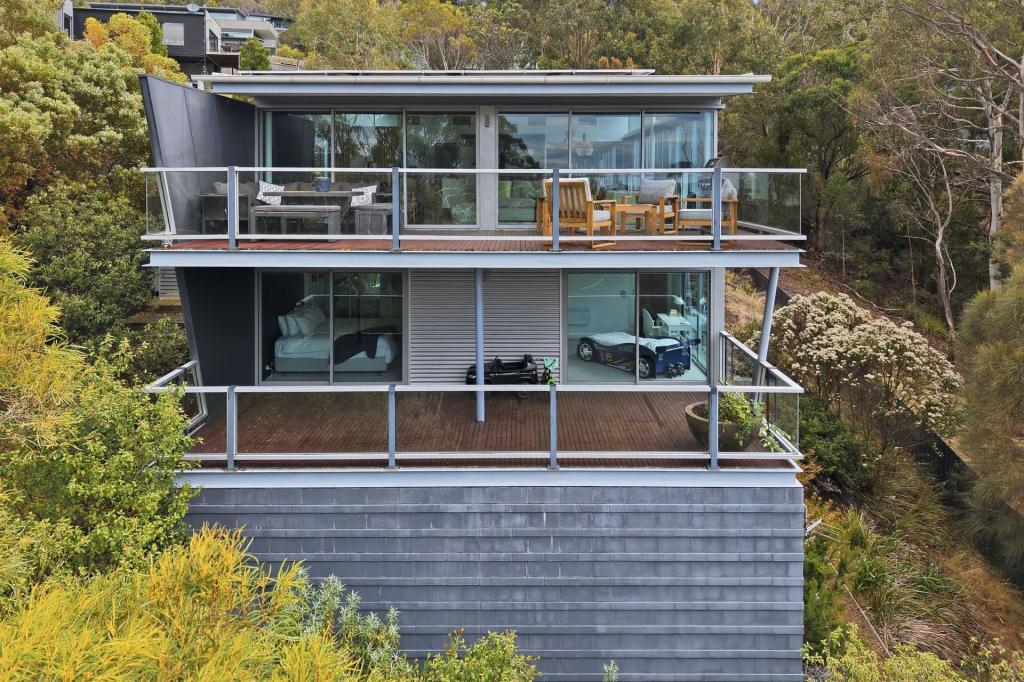 18 PULCHELLA DR, TOLMANS HILL, TAS 7007