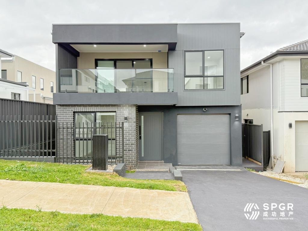 12 Pomfret Ave, Rouse Hill, NSW 2155