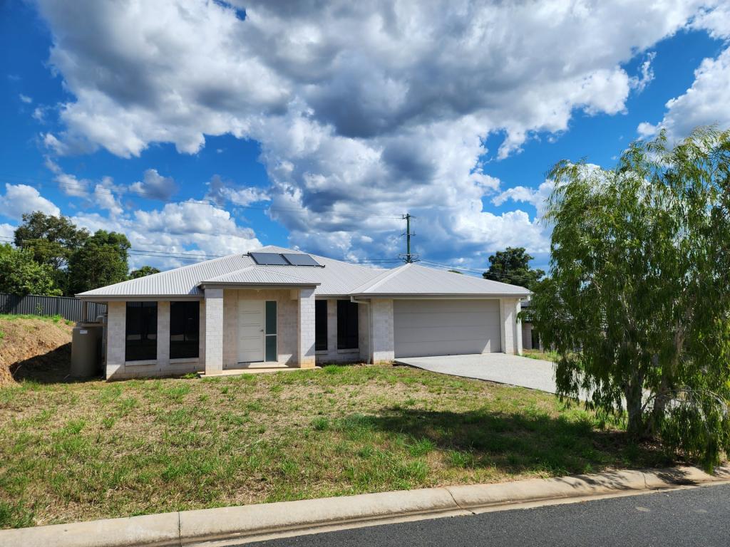 10 Pera Cres, Warwick, QLD 4370