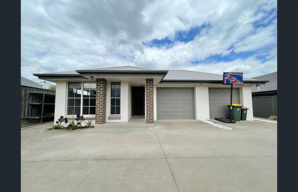 13a Crank Pl, Elderslie, NSW 2570