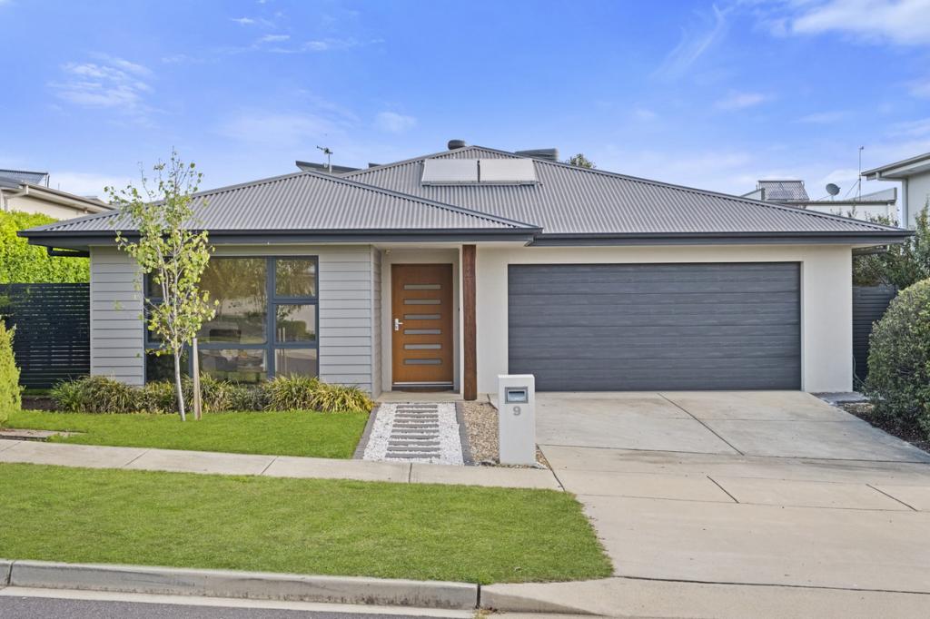 9 Scotford St, Coombs, ACT 2611