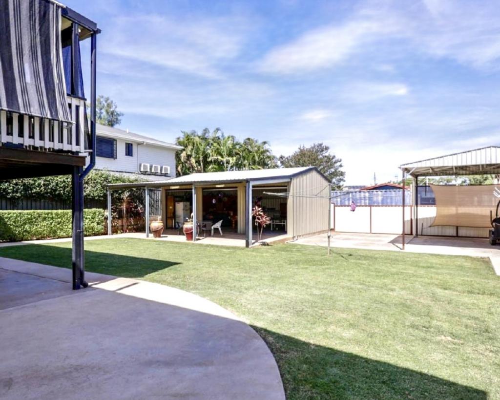 28 Mackay St, Moranbah, QLD 4744