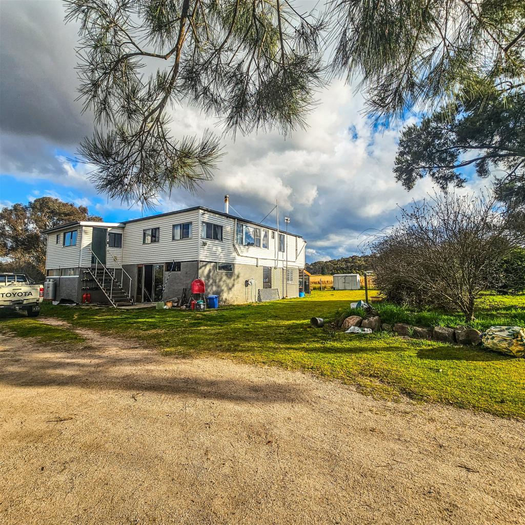 914 Sugarloaf Rd, Sugarloaf, QLD 4380