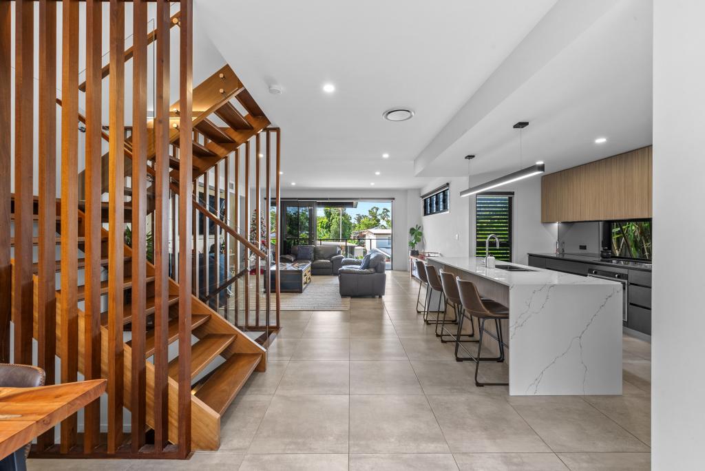 2/25 Waratah Ave, Biggera Waters, QLD 4216