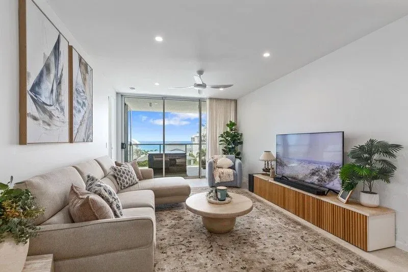 303/1 TENTH AVE, PALM BEACH, QLD 4221