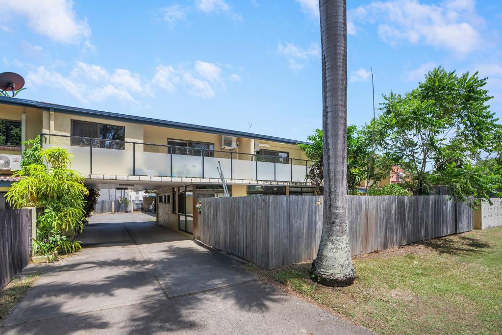 11/22-24 Palm St, Holloways Beach, QLD 4878