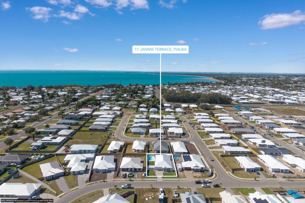 17 Jannik Tce, Pialba, QLD 4655