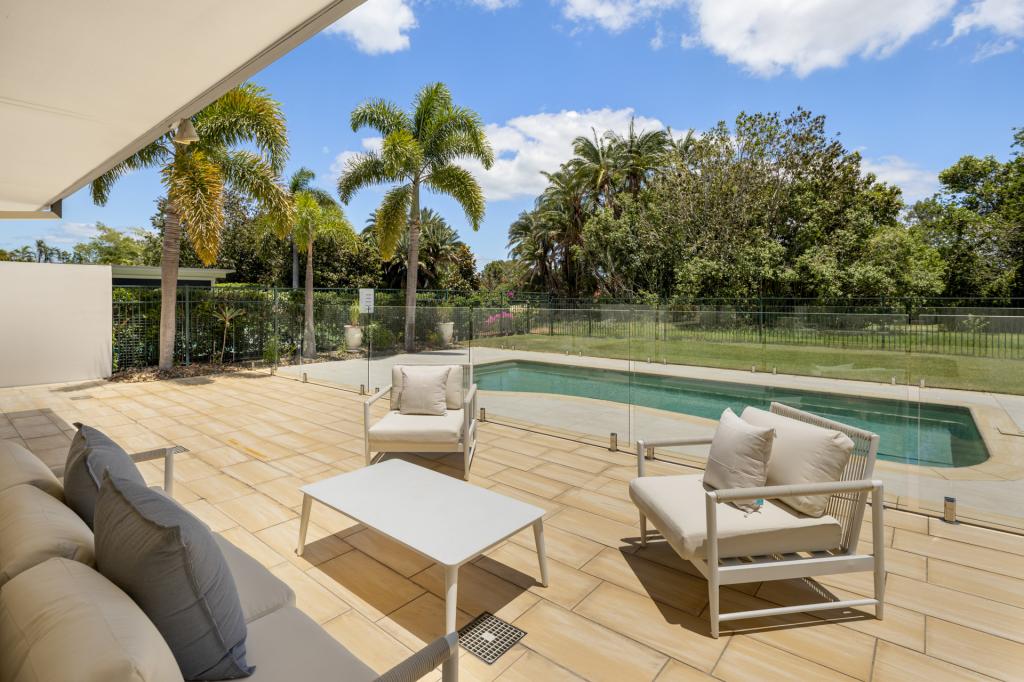 3153 Riverleigh Dr, Hope Island, QLD 4212