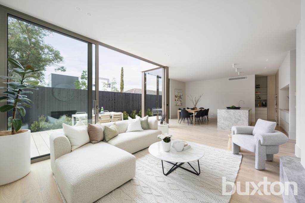 37 Stoke Ave, Kew, VIC 3101