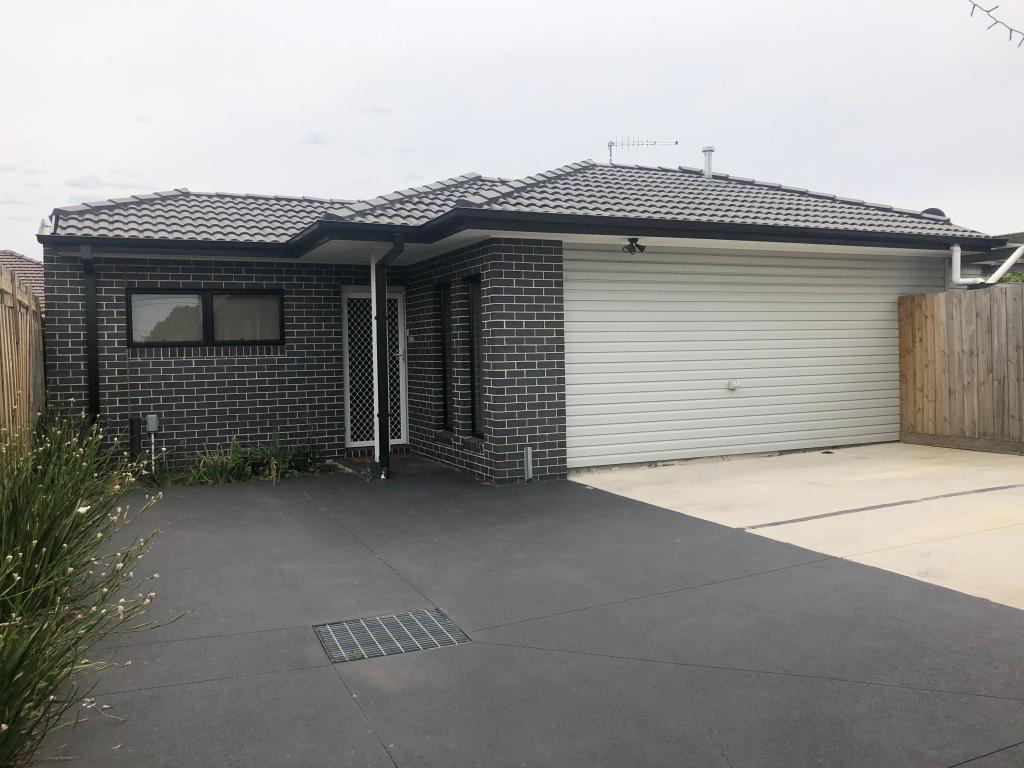 4/4 Cedar St, Thomastown, VIC 3074