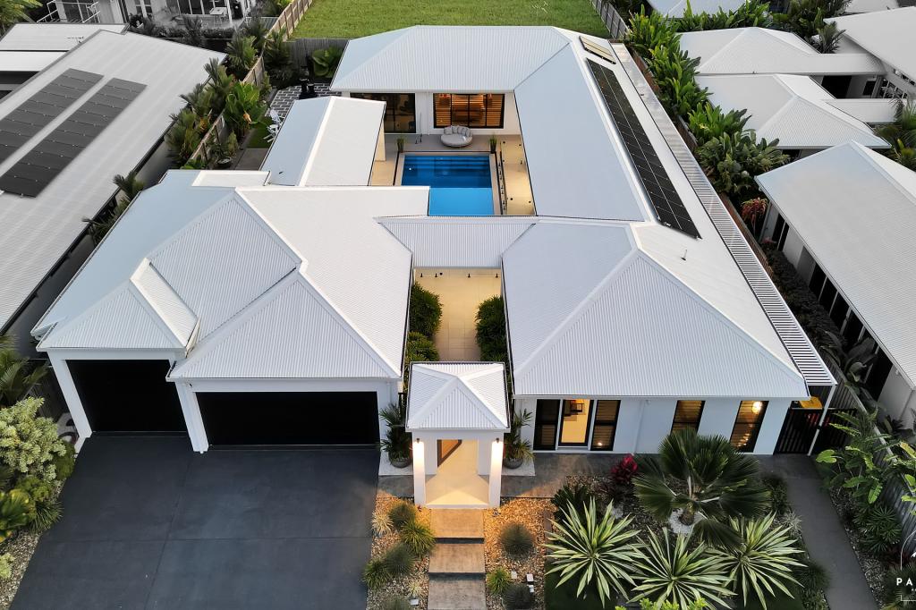 26 Seaside Pde, Palm Cove, QLD 4879