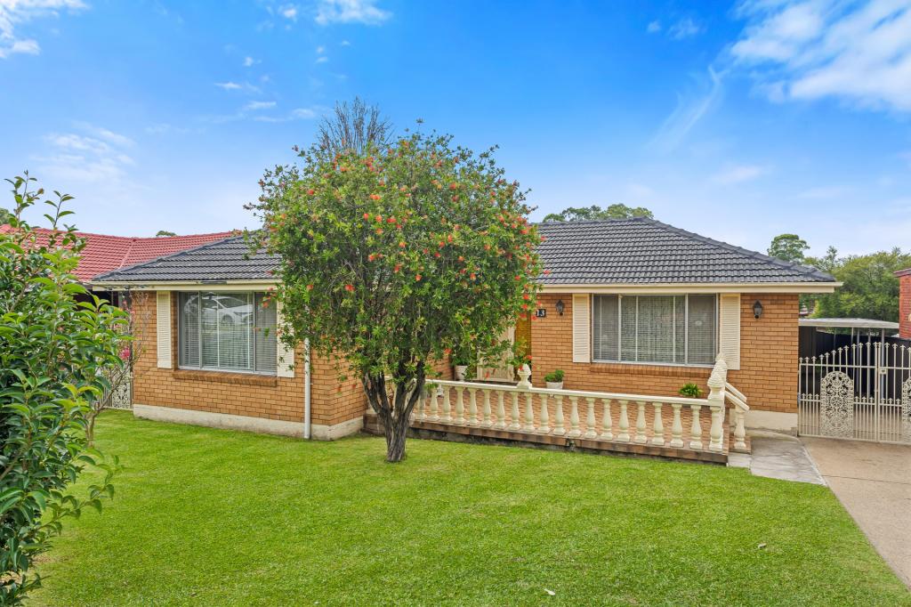 13 Mandoon Rd, Girraween, NSW 2145