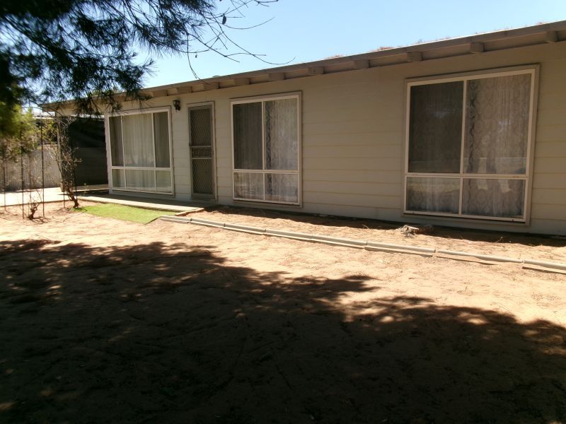 1/347 Gulpha St, Deniliquin, NSW 2710