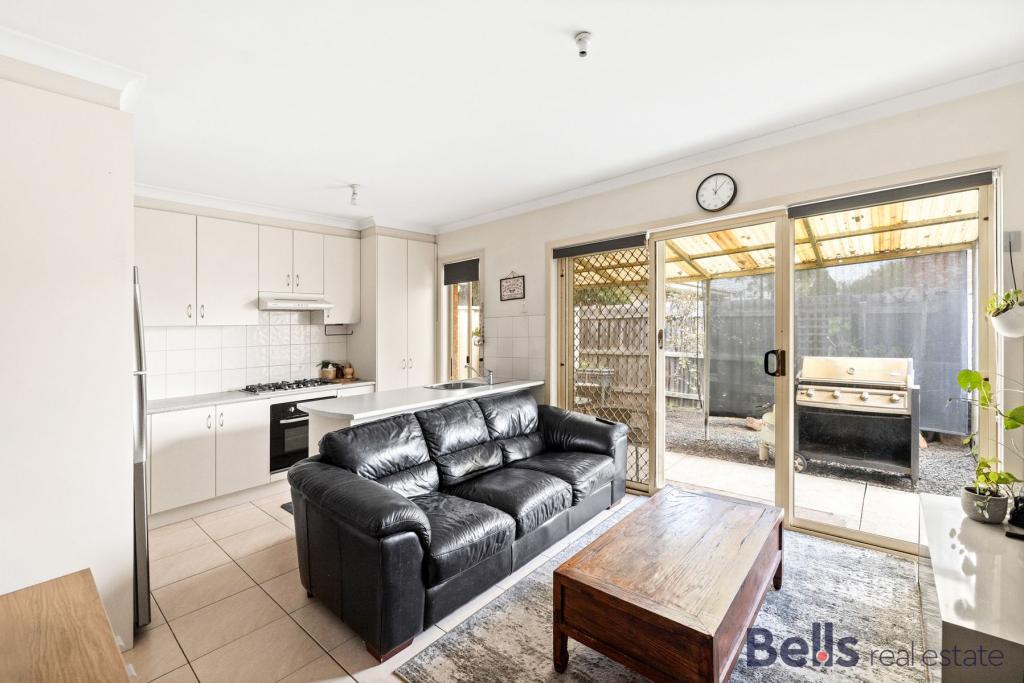 2/10 Castley Cres, Braybrook, VIC 3019