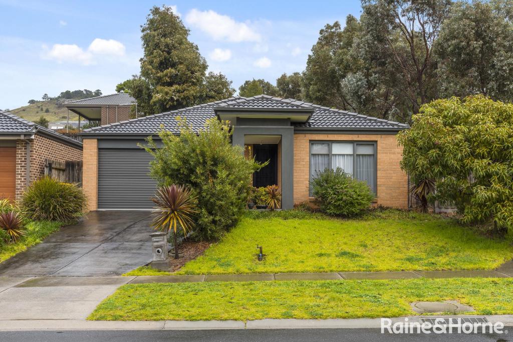 47 Courtney Dr, Sunbury, VIC 3429