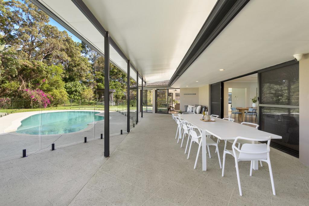23 Daintree Cl, Banora Point, NSW 2486