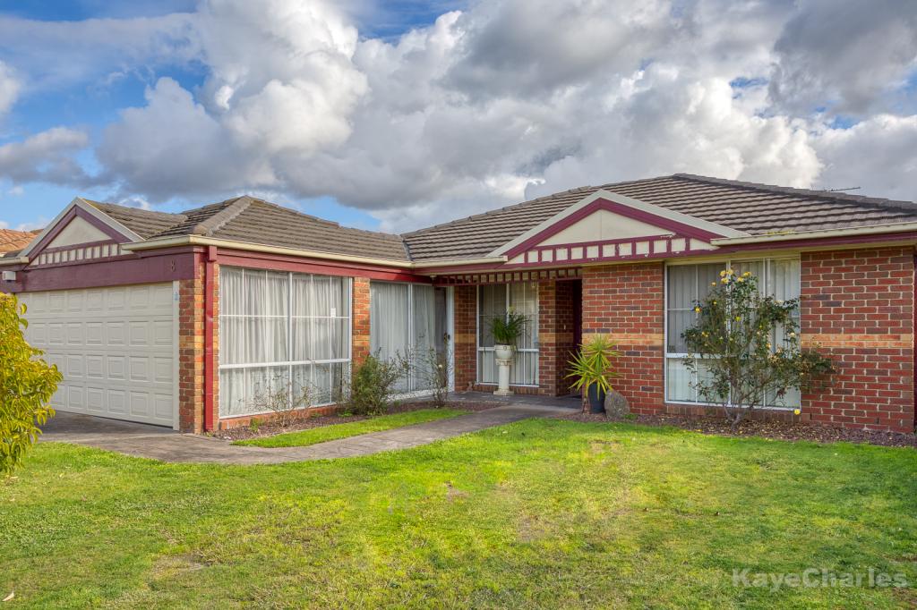 8 Claremont Glen, Berwick, VIC 3806