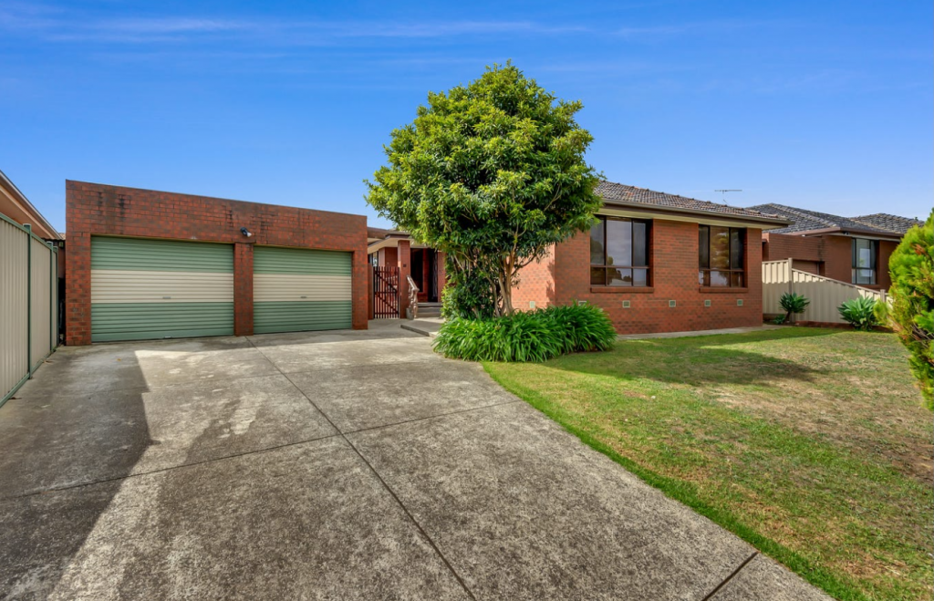 25 Buckland Cres, Epping, VIC 3076