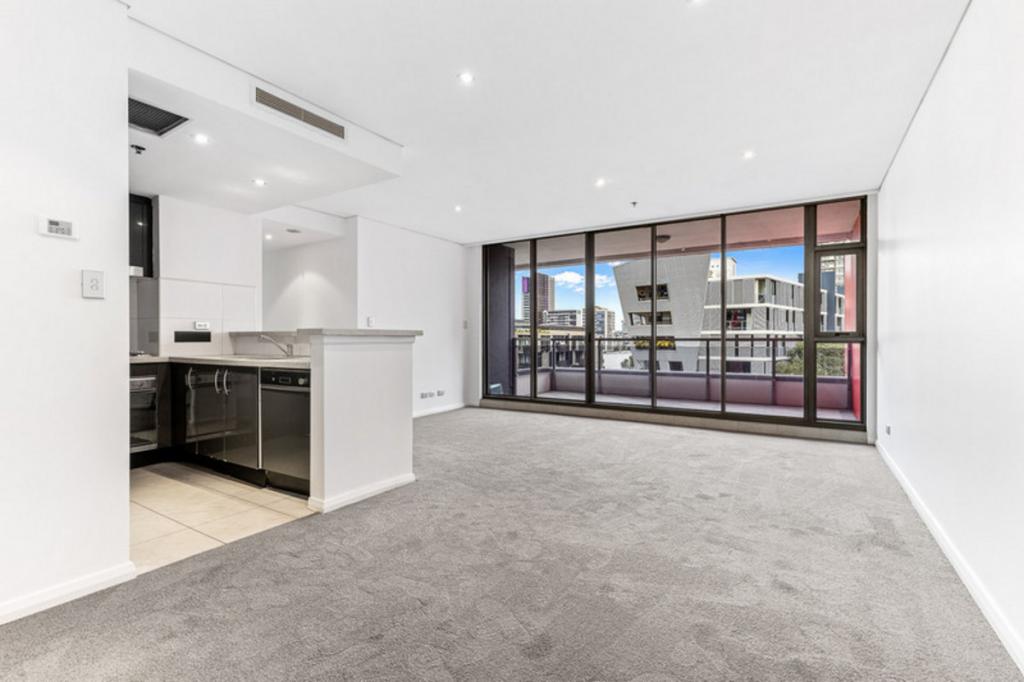 625/2 LACHLAN ST, WATERLOO, NSW 2017