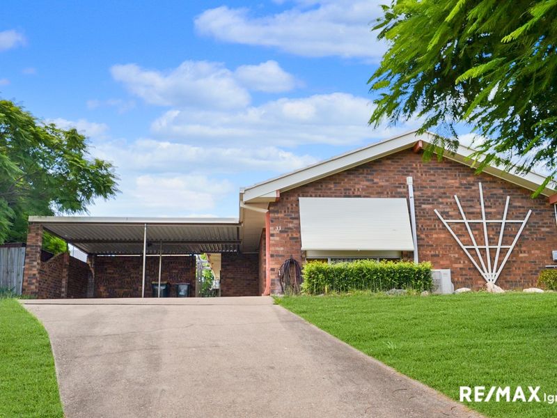 33 PENNANT ST, JAMBOREE HEIGHTS, QLD 4074