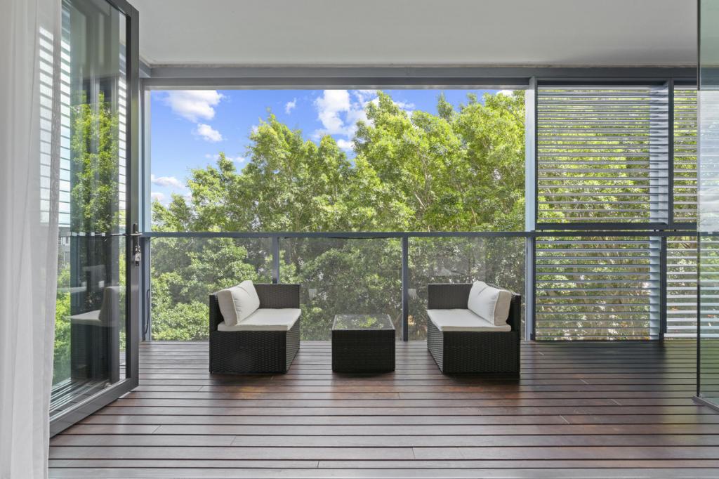 1 Sterling Cct, Camperdown, NSW 2050