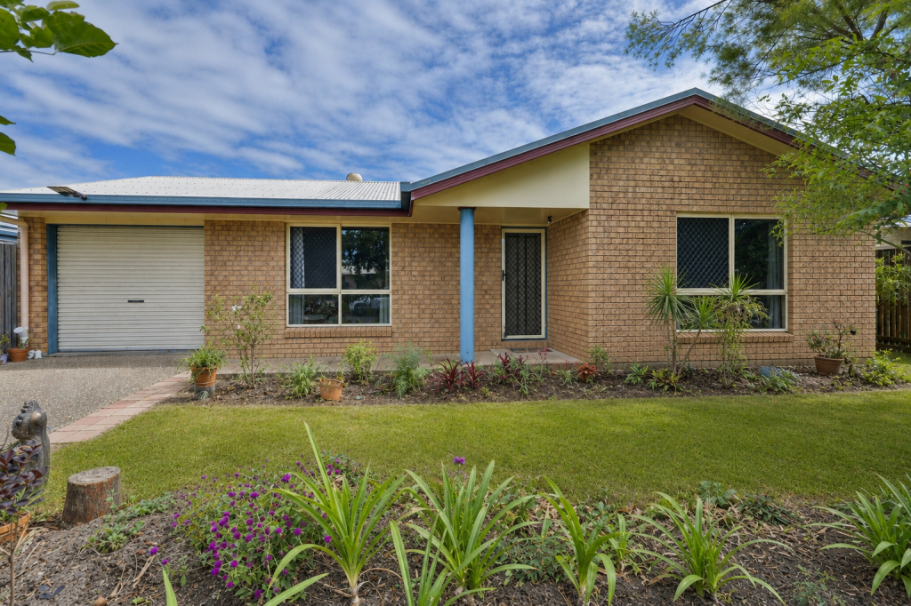 18 Culloden Pl, Beaconsfield, QLD 4740
