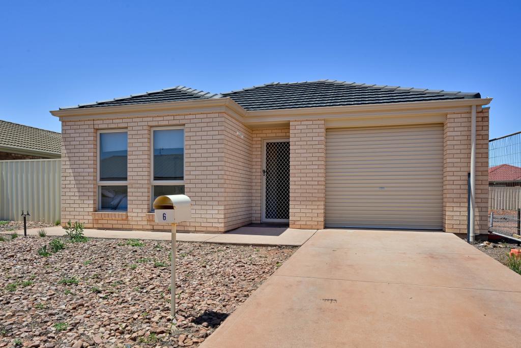 6 MCDONALD DR, WHYALLA STUART, SA 5608