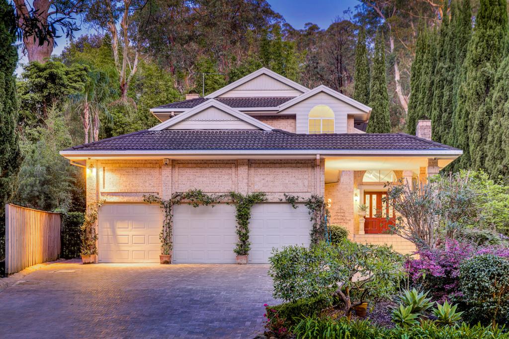 4 St Andrews Dr, Pymble, NSW 2073