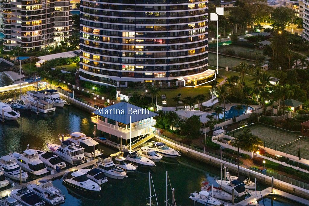 1/17 Bayview St, Runaway Bay, QLD 4216
