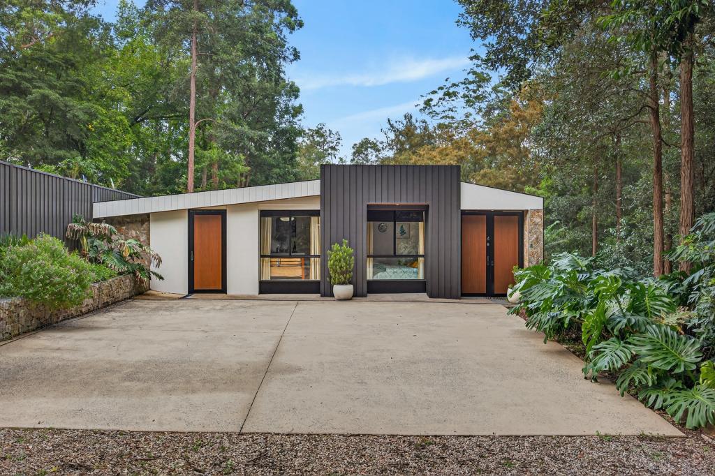 4 Kent St, Winmalee, NSW 2777