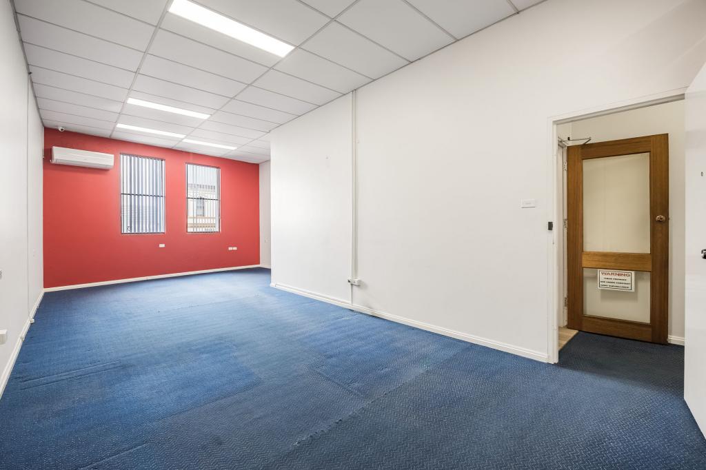 First Floor/211 Marrickville Rd, Marrickville, NSW 2204