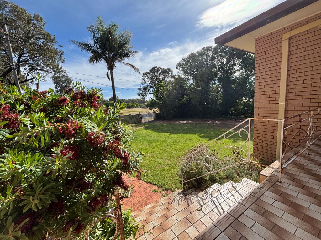 114 Martin St, Coolah, NSW 2843