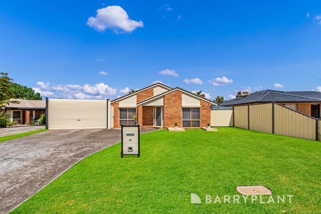 13 Evelyn Cl, Melton West, VIC 3337