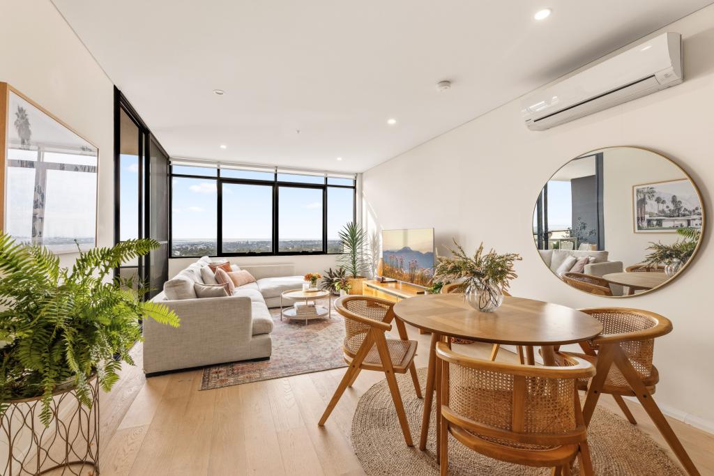 804/10 Village Pl, Kirrawee, NSW 2232