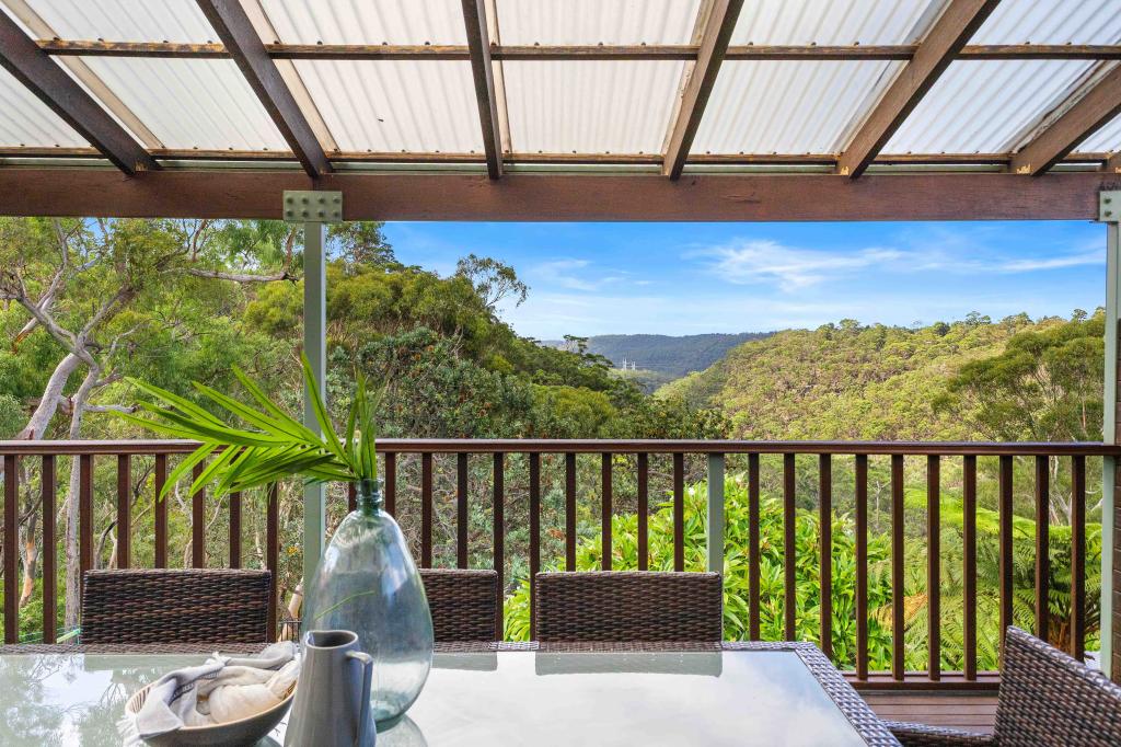 19 Peter Cl, Hornsby Heights, NSW 2077