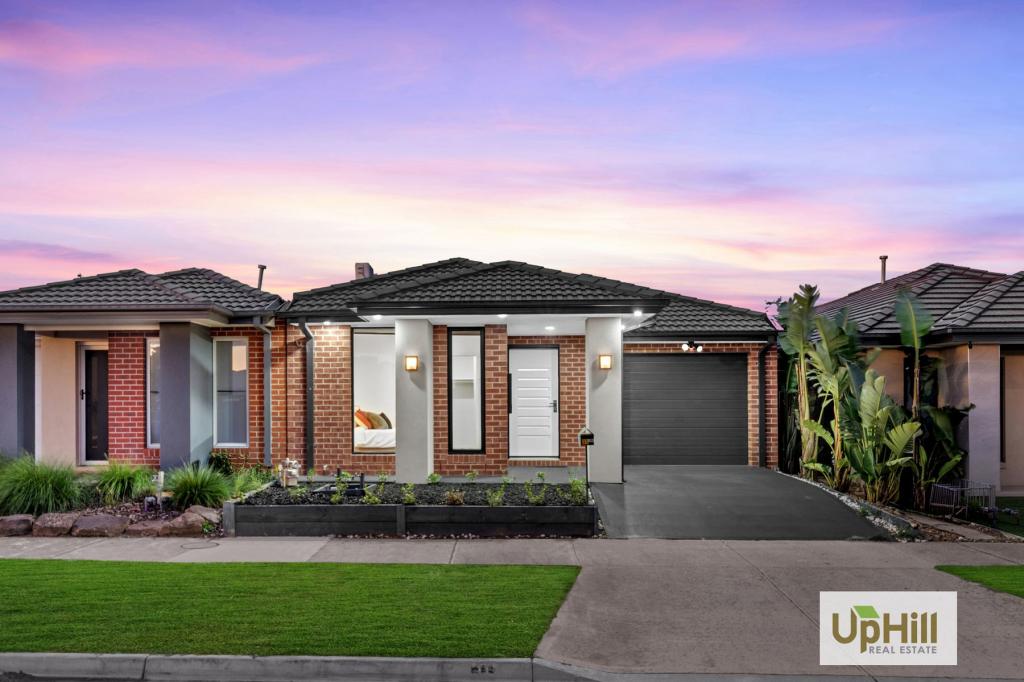 11 Mississippi Ave, Clyde, VIC 3978