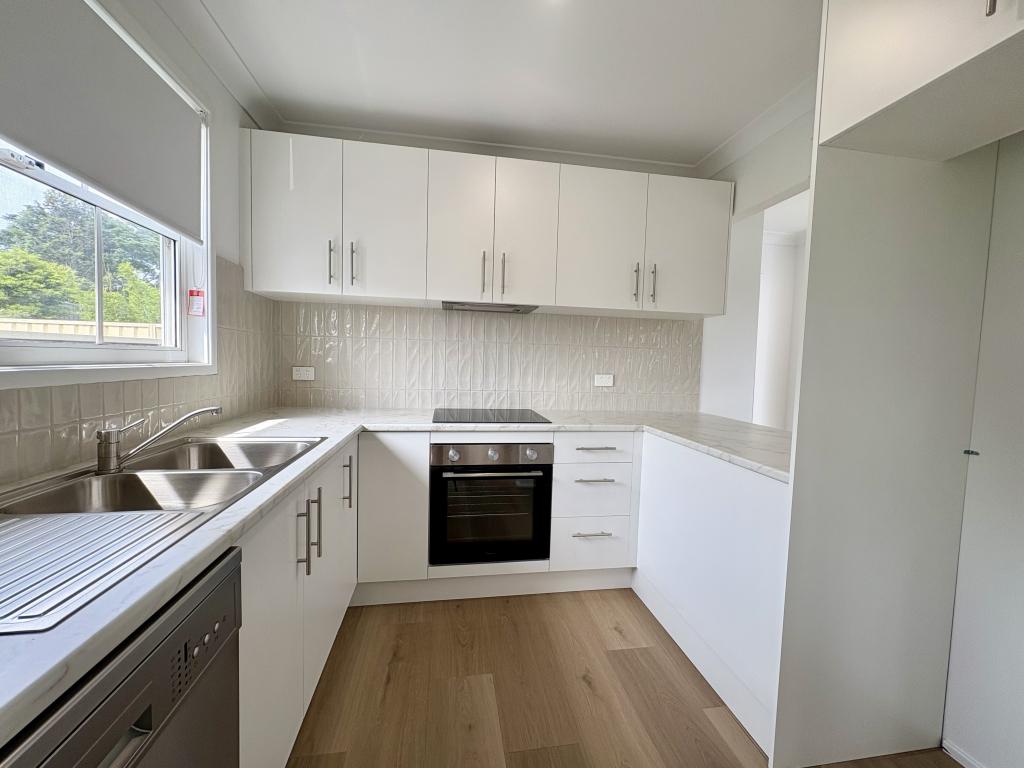 30B ALCOOMIE CRES, KOONAWARRA, NSW 2530